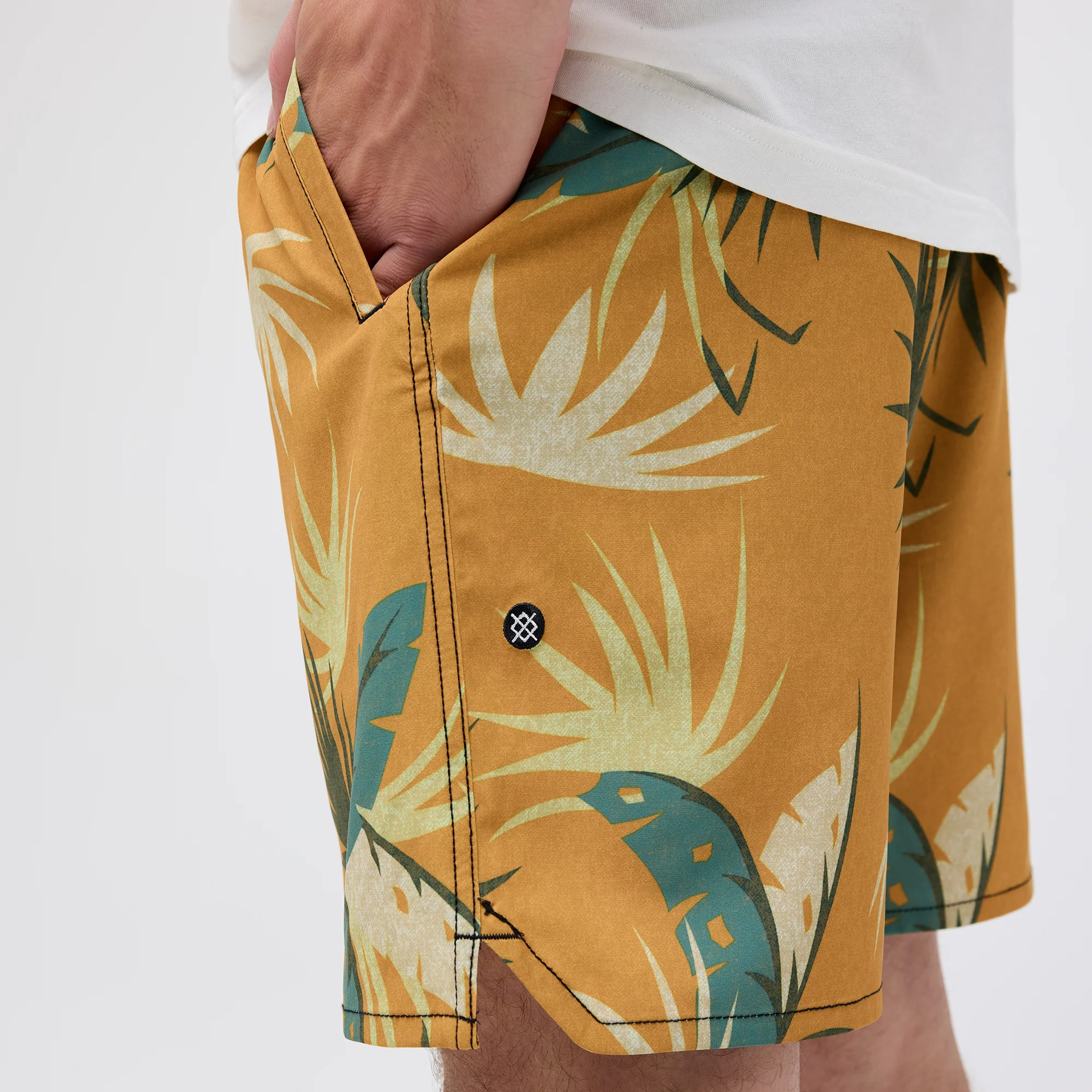 COMPLEX HYBRID SHORT 7 IN - Image 7